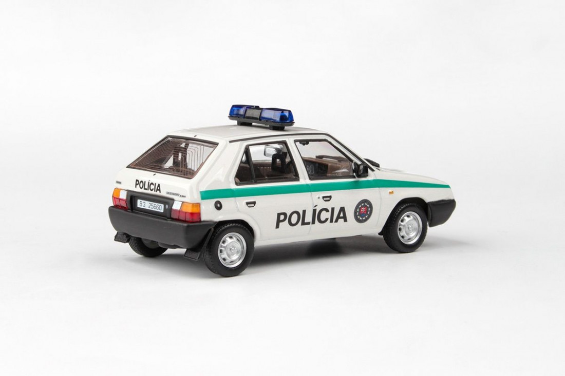 Škoda Favorit 136L (1988) 1:43 - Polícia SR